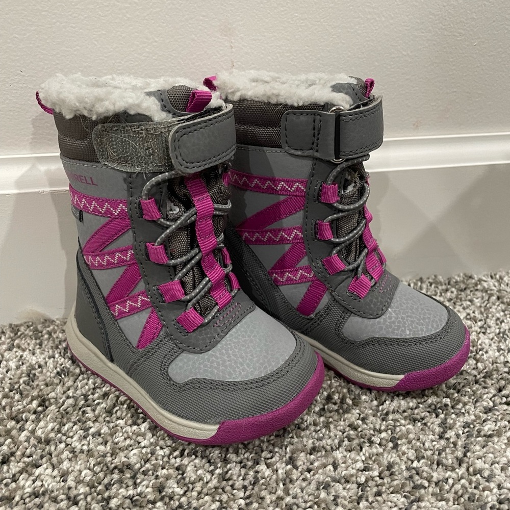 Merrell baby girl winter boots, size 4